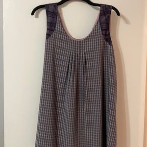 Vera Wang Sleeveless Top